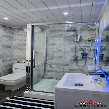 Luxury Central Self Contained Flat By Cozynest Reading Exterior photo